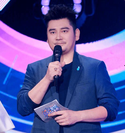 关于娱乐圈的吃瓜群众,揭秘吃瓜群众的狂欢盛宴