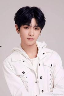 黄明昊娱乐圈吃瓜事件真相,揭秘背后真相与误解