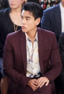 郭京飞陈伟霆吃瓜娱乐,娱乐界新组合引热议